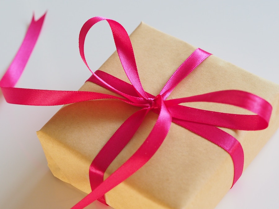 20 idées de cadeaux à moins de 15€ pour un Secret Santa - Voici