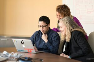 Bases Informatiques pour PME : 7 Essentiels à Maîtriser